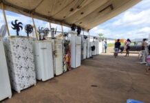 Mais de 60 famílias do Morar Melhor recebem geladeiras e ventiladores econômicos da Energisa