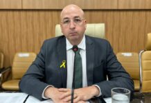 Vereador Gedeão Negreiros solicita troca de lâmpadas queimadas por LED no Bairro Lagoa Azul