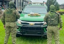 Durante uma operação da PM na fronteira, traficantes deixaram para trás 5,3 kg de drogas