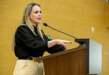 Cláudia de Jesus propõe alimentação gratuita para trabalhadores da educação em Rondônia