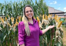 Cláudia de Jesus fortalece a Aspron de Jaru com novos implementos agrícolas