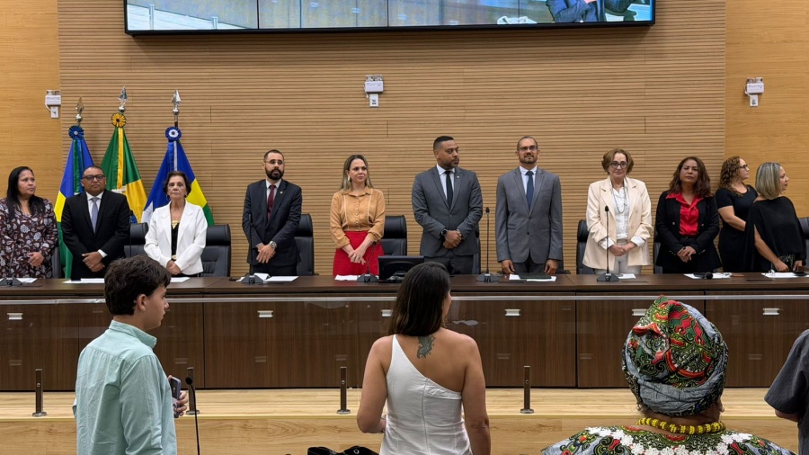 Deputada Claudia de Jesus homenageia lideranças com trajetórias marcadas pela defesa de direitos, educação, justiça social e promoção da igualdade racial